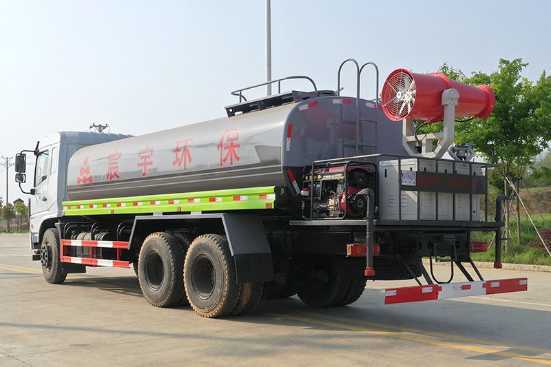 東風(fēng)18-22噸灑水車