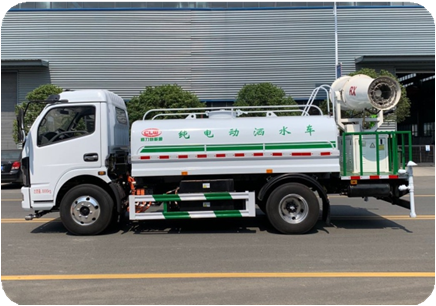 電動灑水車