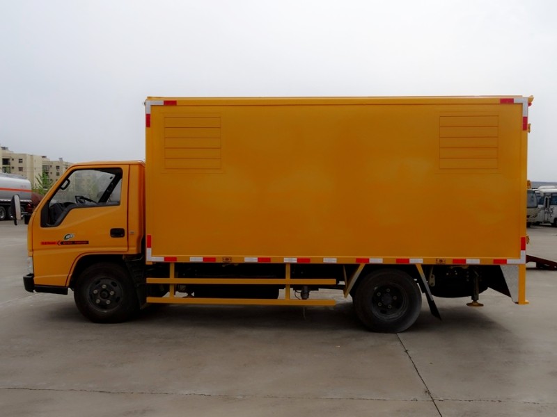 江鈴小型應(yīng)急發(fā)電車、電源車