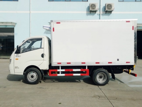 (廂長(zhǎng)3.5米)福田康瑞K1冷藏車