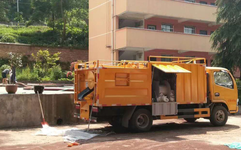 國五藍牌污水處理車（東風小多利卡）