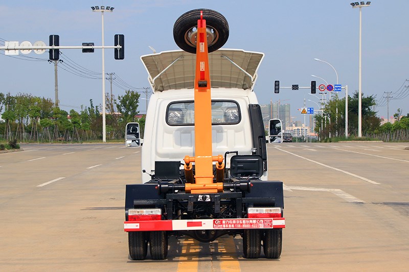 國(guó)六東風(fēng)途逸 藍(lán)牌 2-3方 勾臂垃圾車