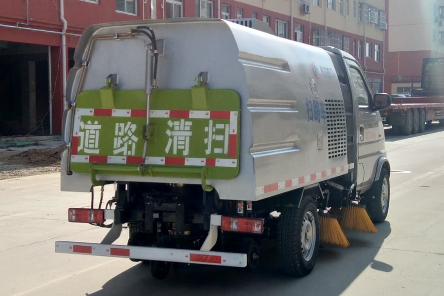 長安2噸小型掃路車